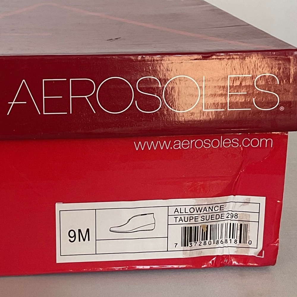 Aerosoles Allowance Suede Front Zip Wedge Booties Women's 9 NIB - Picture 11 of 12